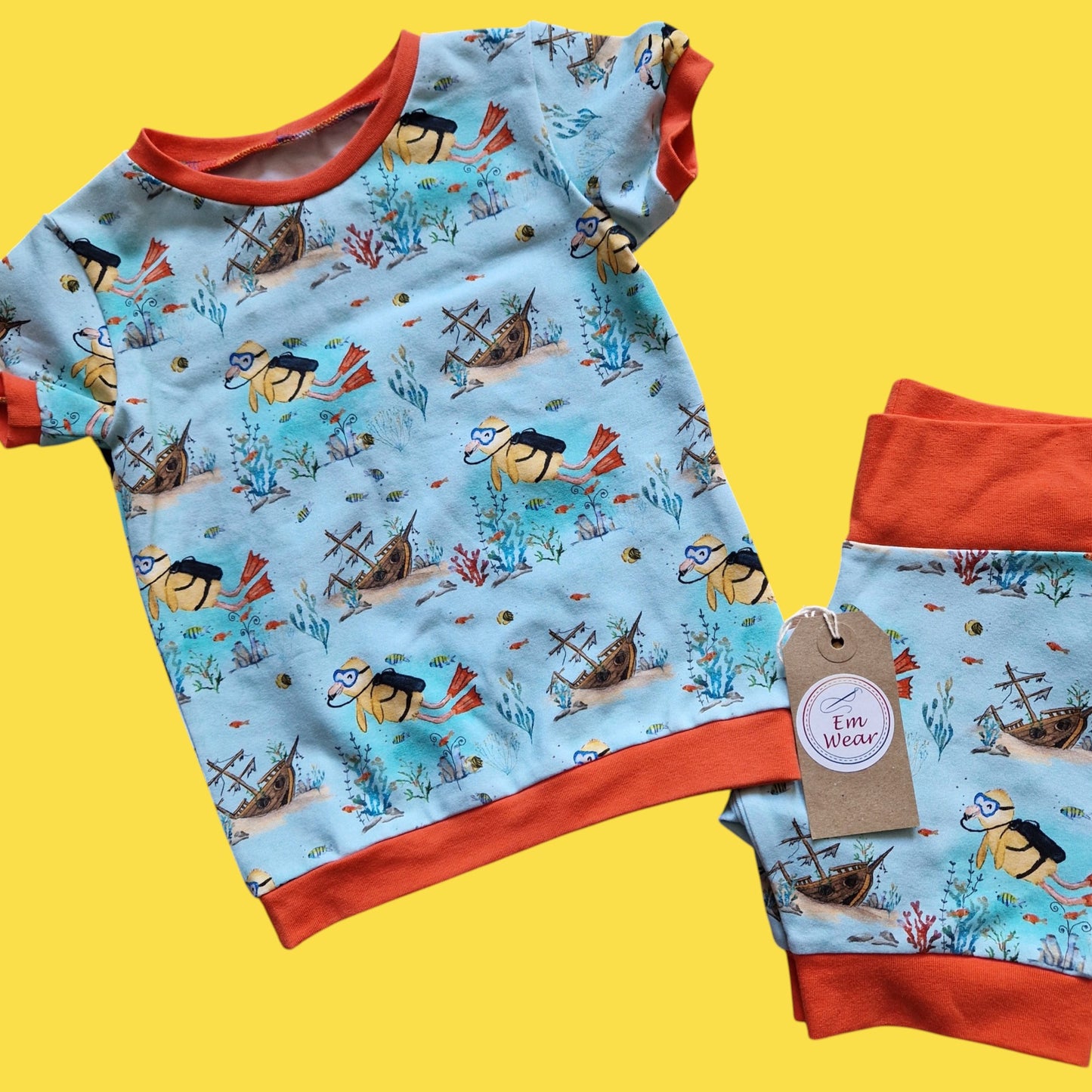 Underwater Duck T-shirt & Shorts Loungewear Set