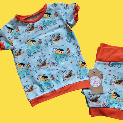 Underwater Duck T-shirt & Shorts Loungewear Set