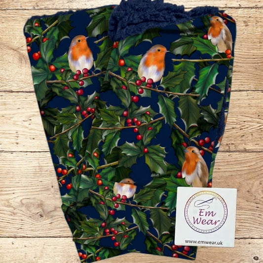 Winter Robins Fingerless Gloves